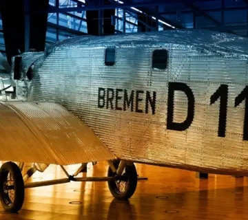 Hvem ringer fra 70 33 33 11